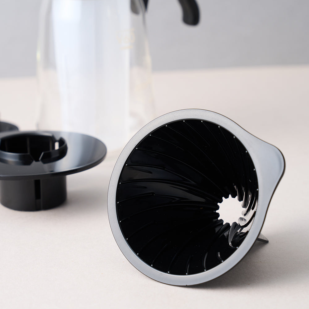 Hario V60 dripper frío specialty coffee equipo